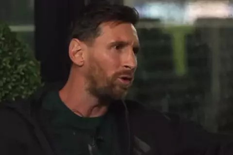 "لا أرى نفسي مدربًا".. ميسي يكشف خططه بعد الاعتزال